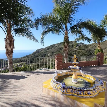 Villa Paquita Spainsunrentals 1149 Nerja
